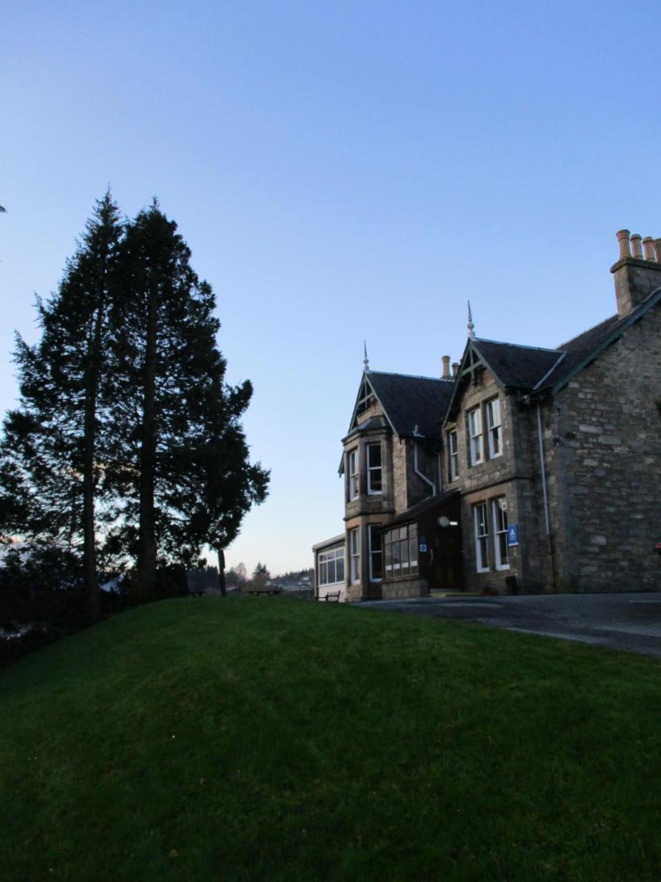 Pitlochry Youth Hostel ภายนอก รูปภาพ